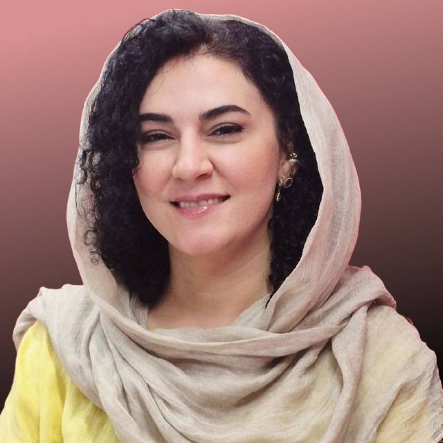 دکتر شقایق مومن آبادی