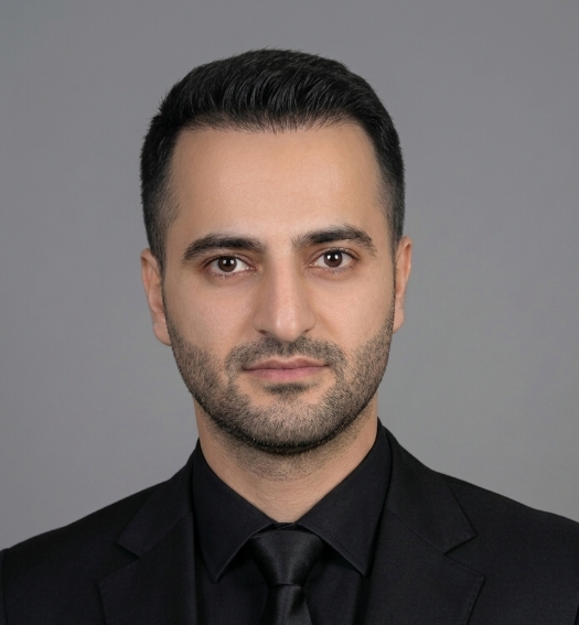 دکتر بهرام داودی