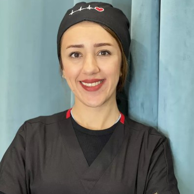 دکتر نیلوفر صادقی‌زاده 